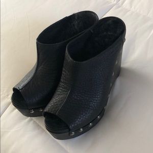 Pedro Garcia April Wood Wedges 🥀